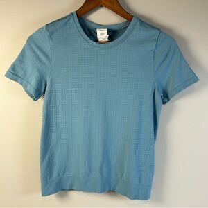 Athleta In Motion Breathable Blue Shortsleeved Tee Women's Size XS